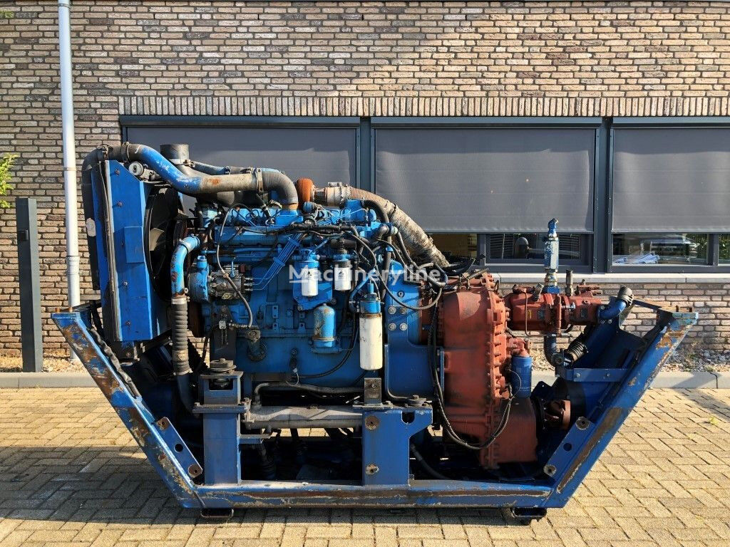 Sisu Valmet Diesel 74.234 ETA 181 HP diesel enine with ZF gearbox エンジン