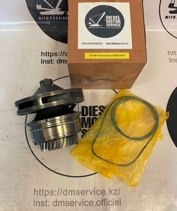 Liebherr 9077687 9077687 engine cooling pump