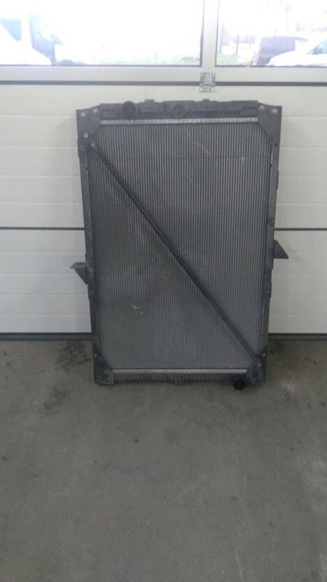 1861737 radiator til DAF XF 105 lastbil