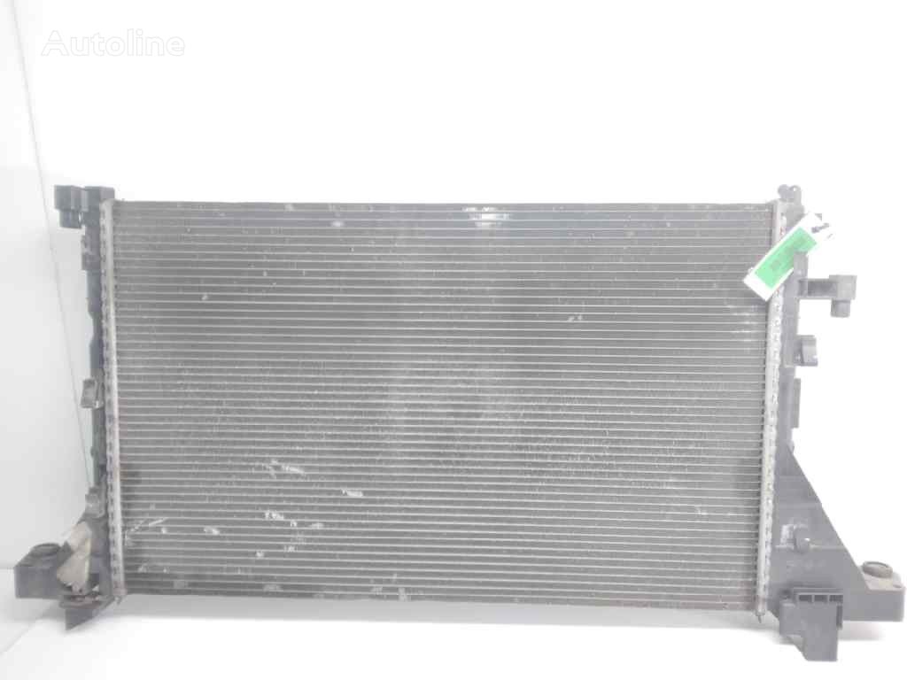 radiateur de refroidissement du moteur pour utilitaire Nissan NV400