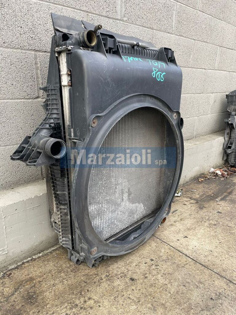 engine cooling radiator for MAN TGL truck