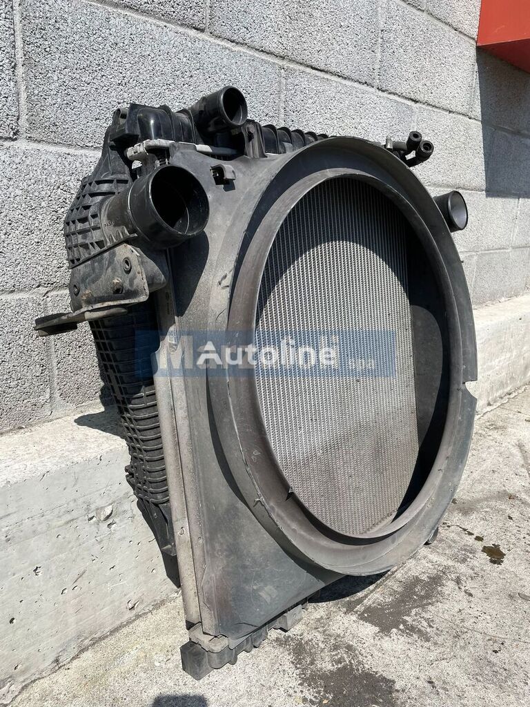 engine cooling radiator for IVECO EUROCARGO truck