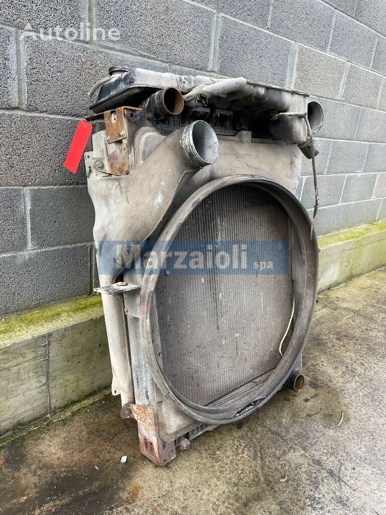 Radiateur de refroidissement du moteur pour camion Mercedes-Benz SK 1827 - Autoline