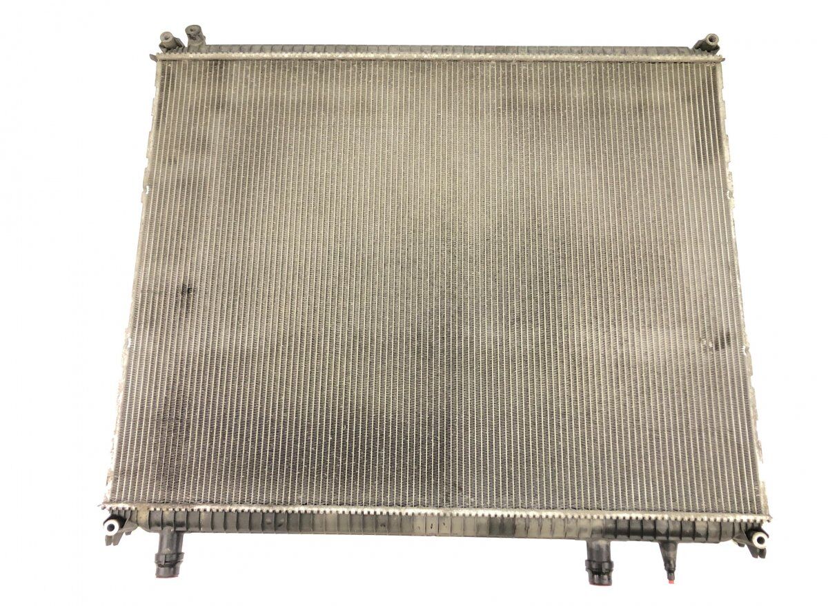 engine cooling radiator for MAN truck