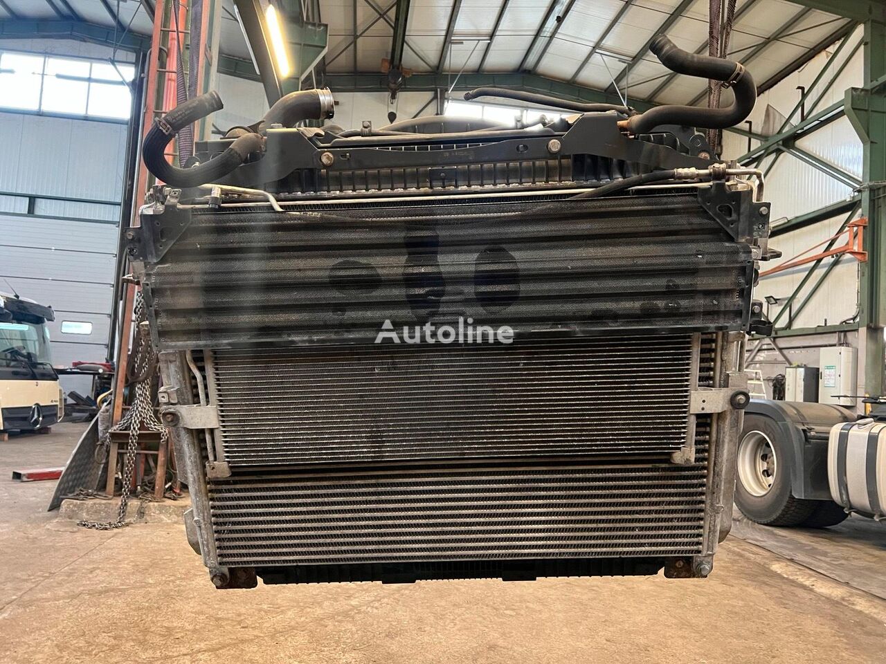 Engine cooling radiator for Mercedes-Benz Actros, Antos, Arocs truck - Autoline