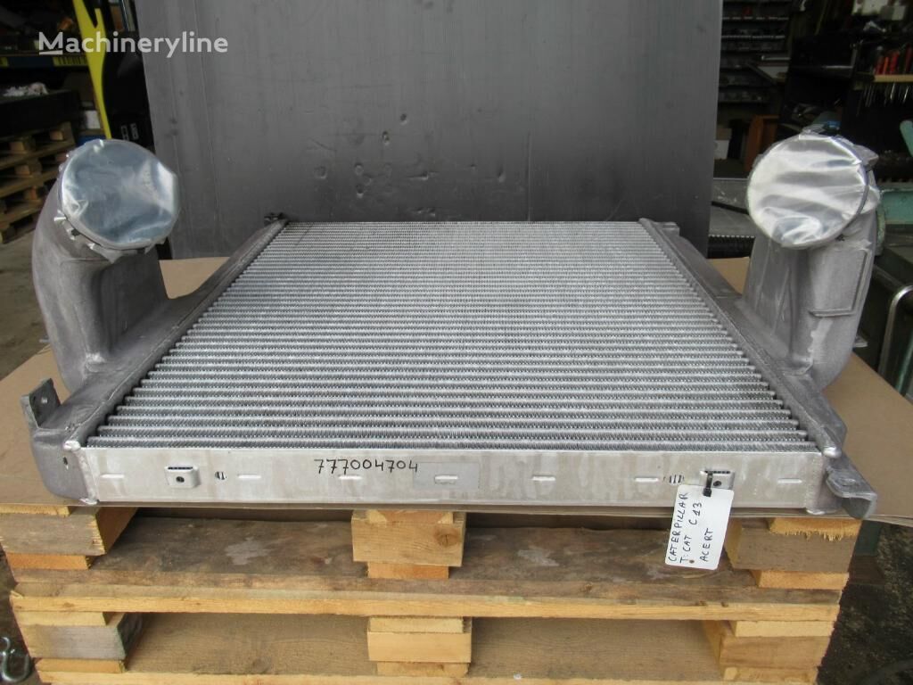 Caterpillar C13 engine cooling radiator for excavator