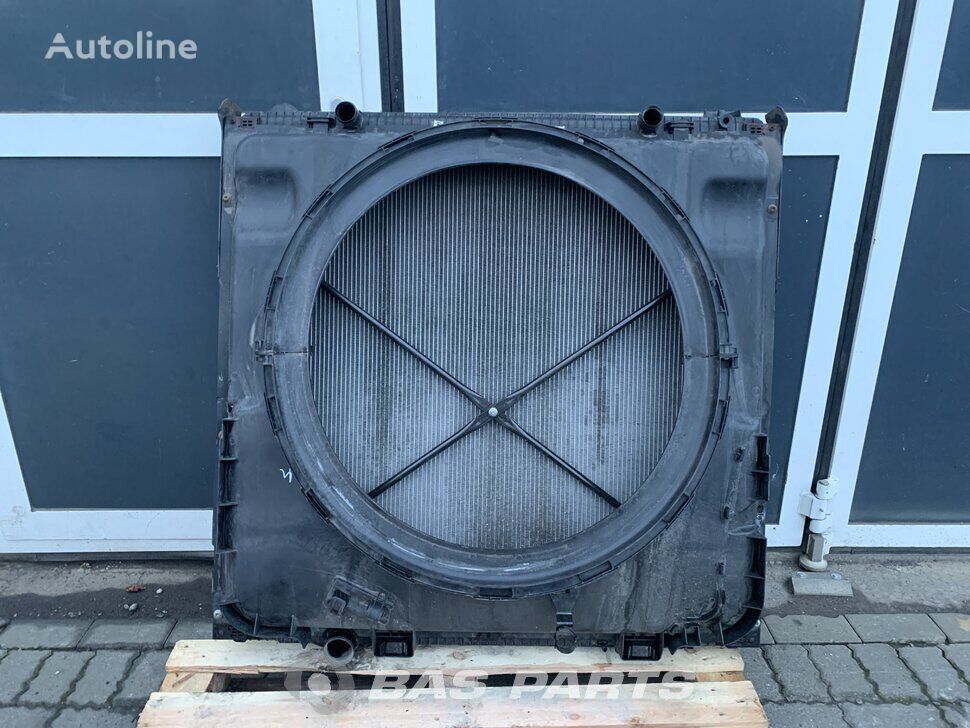 DAF XF106 1909449 dzinēja dzesēšanas radiators paredzēts DAF XF106 kravas automašīnas