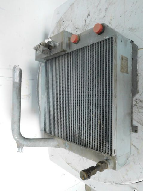 Liebherr 5009530 engine cooling radiator for Liebherr A312 / R312 excavator - Machineryline