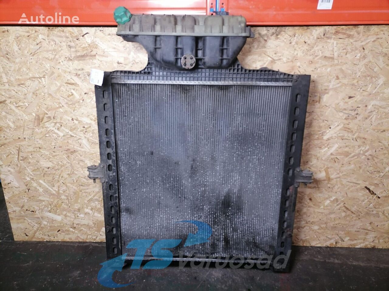 радиатор охлаждения двигателя MAN Cooling radiator 81061016477 для тягача MAN TGA 18.430