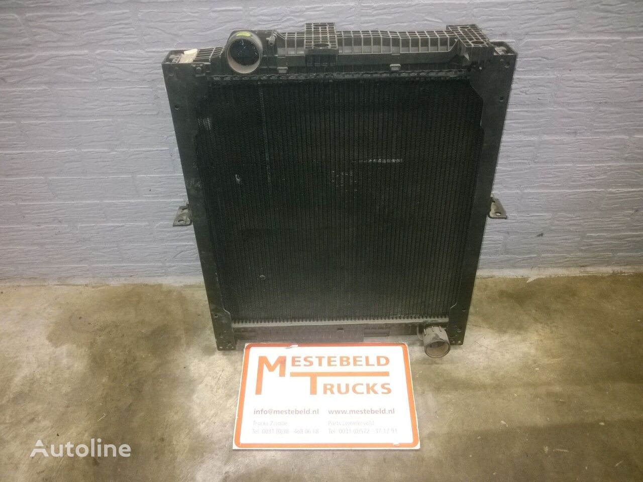 engine cooling radiator for Mercedes-Benz truck