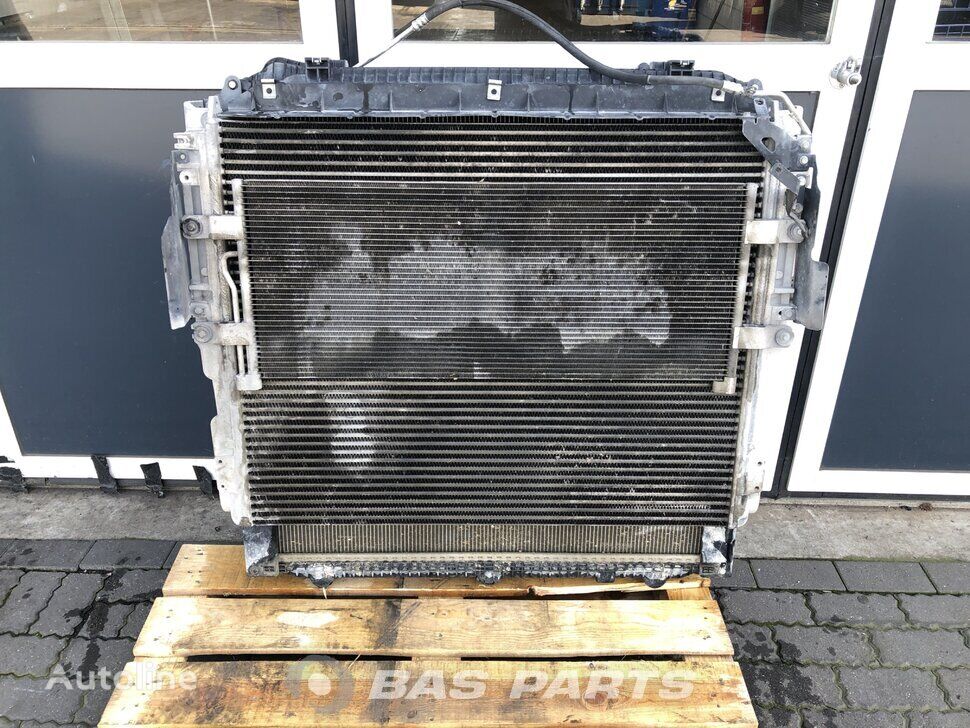 Mercedes-Benz Actros MP4 9605000801 engine cooling radiator for truck