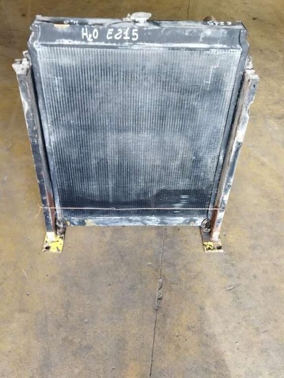 engine cooling radiator for New Holland E 215 excavator