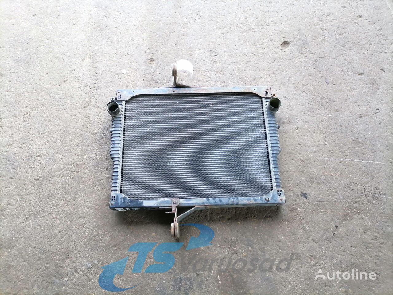 卡车 Volvo FL240 的 发动机冷却散热器 Volvo Cooling radiator 20810091