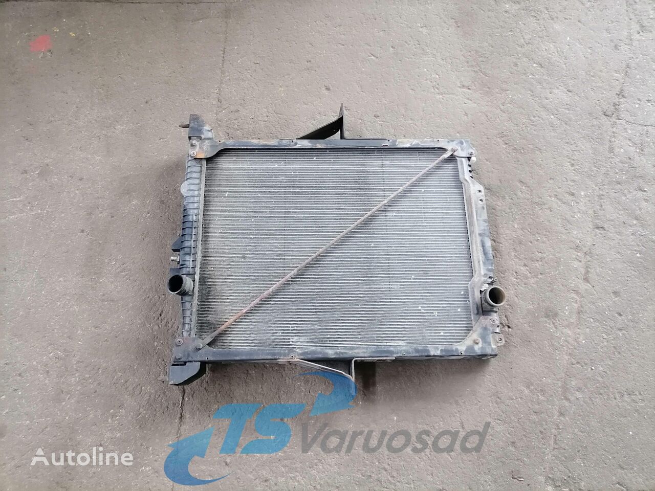 radiateur de refroidissement du moteur Volvo Cooling radiator 20936055 pour tracteur routier Volvo FM9