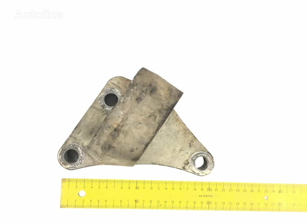 FM7 3172768 engine mounting bracket for Volvo truck