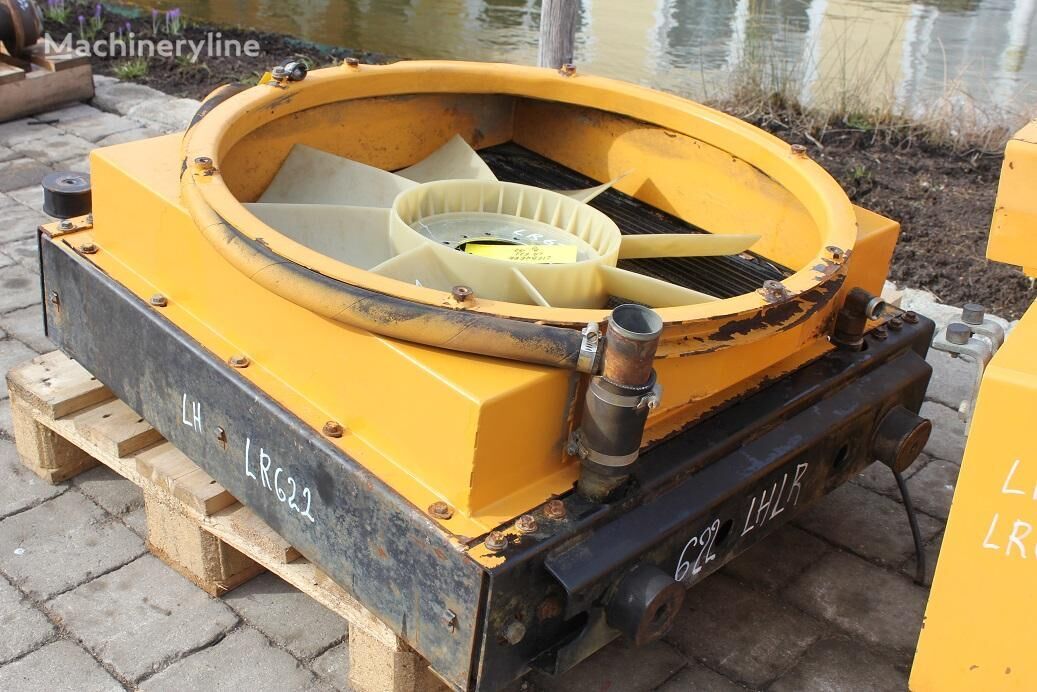 Liebherr LR 622 engine oil cooler for Liebherr LR 622 excavator - Machineryline