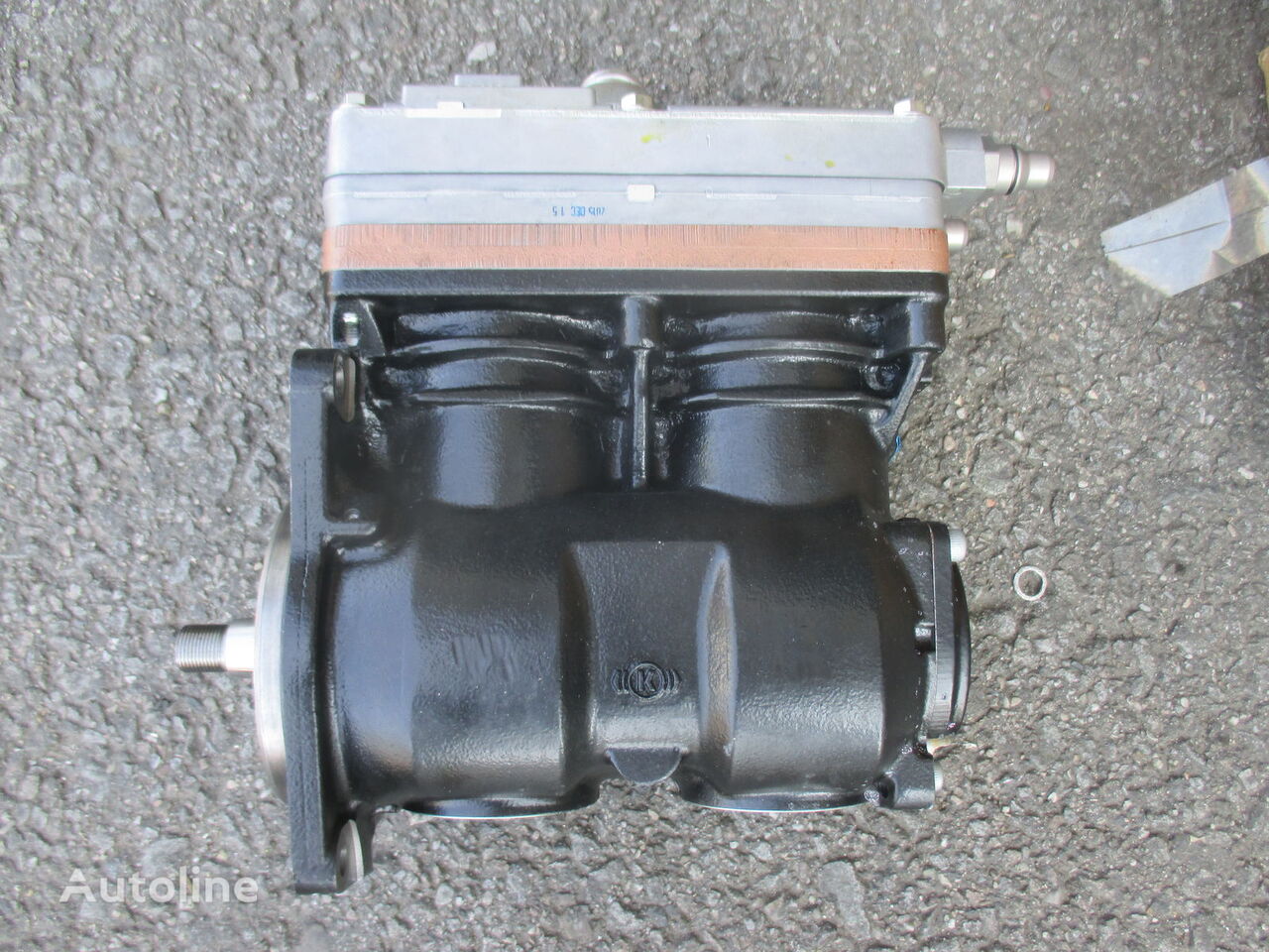 turbocompresor motor Mercedes-Benz Knorr A0011308215 pentru camion Mercedes-Benz Actros