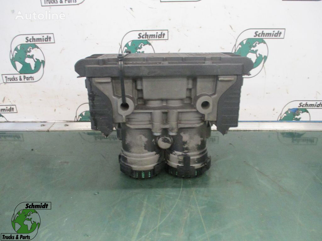 MAN 81.52106-6068 engine valve for truck