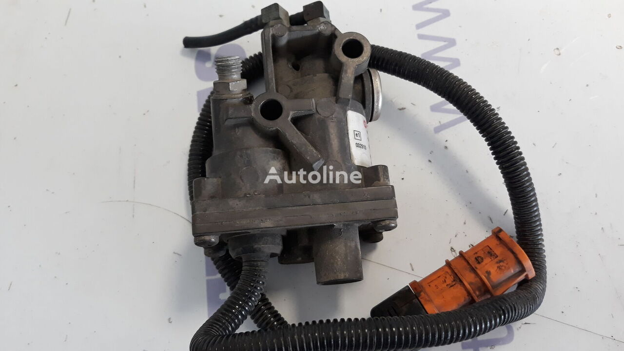 MAN exhaust valve 51521600002 ventil motora za MAN TGX tegljača