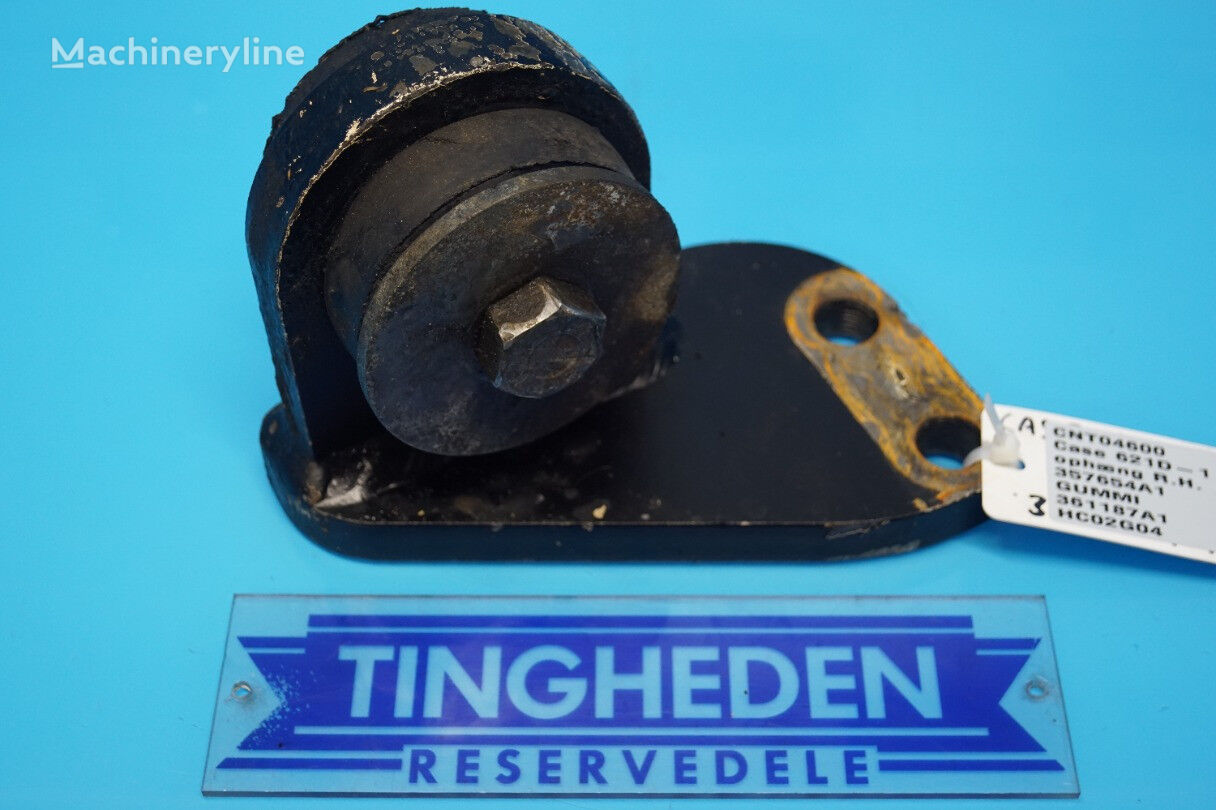 Ophæng til højre side af gearkassen 357654A1 fasteners for Case 621D wheel loader