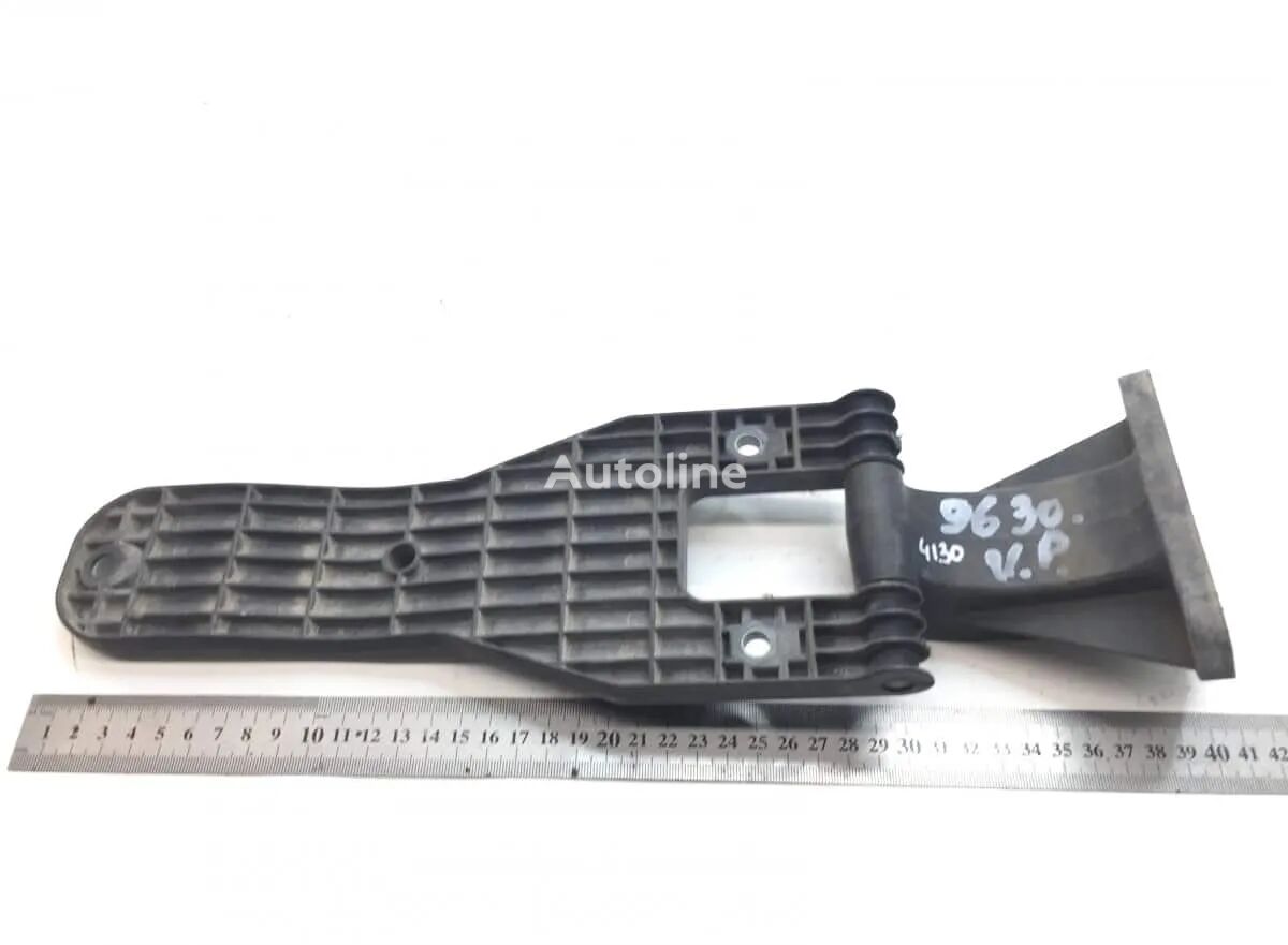 Balama Grilă Superioară Stânga para Renault – 5010468879 / 5010225459 camión