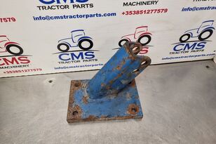 الأجزاء المثبتة Ford سلسلة 10 7610. دعامة تثبيت يمين، E8nne553aa، 83971712 E8NNE553AA