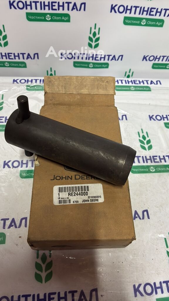 Fixations John Deere RE244000 pour tracteur à roues - Agroline