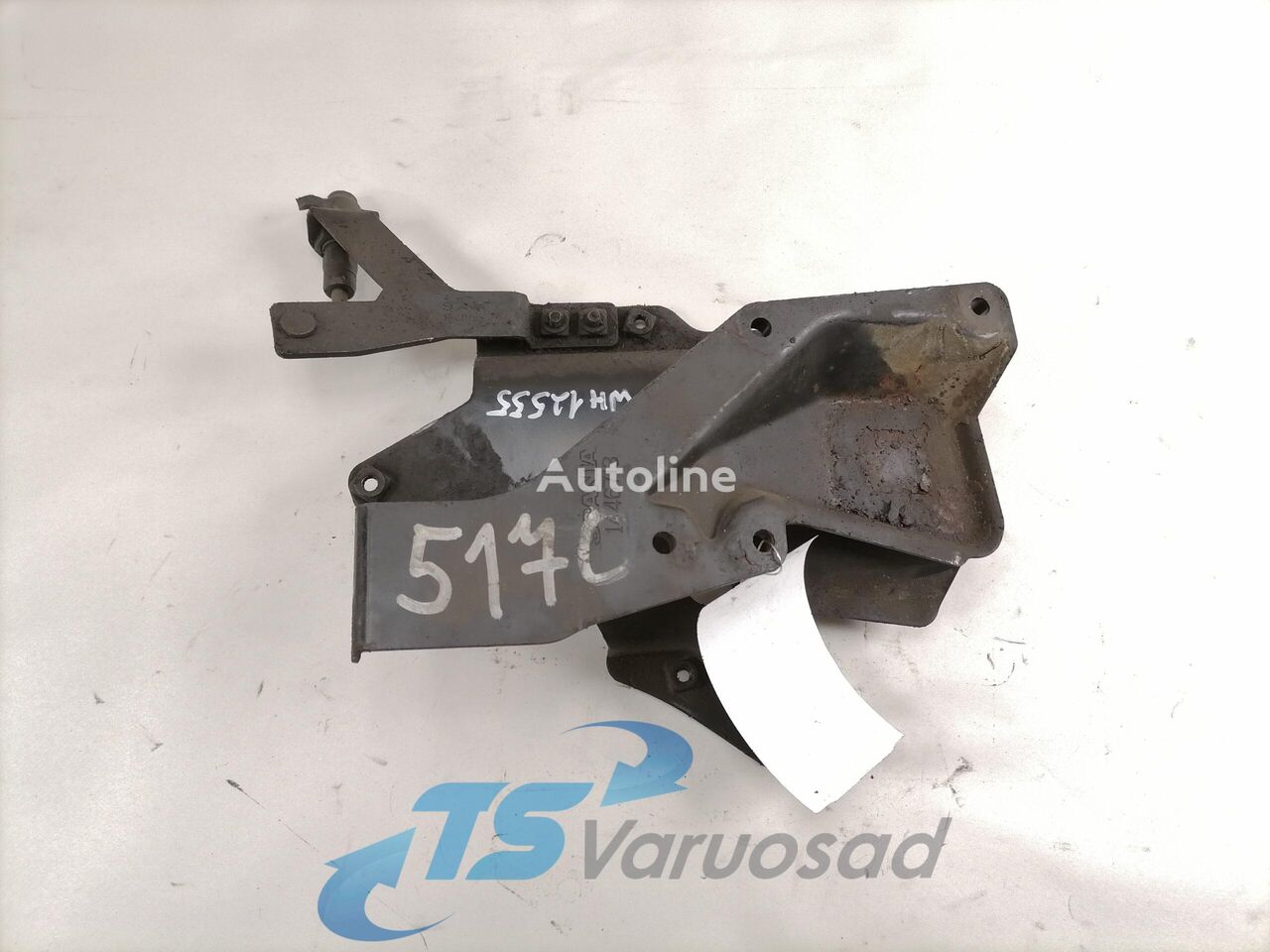 Roolisüsteemi õlimahuti kandur Scania Roolisüsteemi õlimahuti kandur 1446713 pour tracteur routier Scania R420