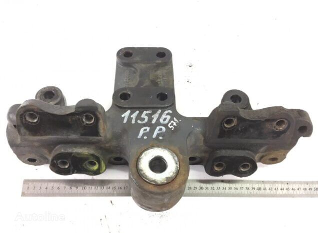 Suport arc lamelar, axa față spate dreapta – 1882016 1882016 pour camion DAF XF106