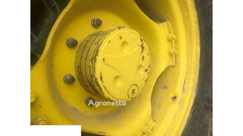 gaitas reduktors paredzēts John Deere 6400