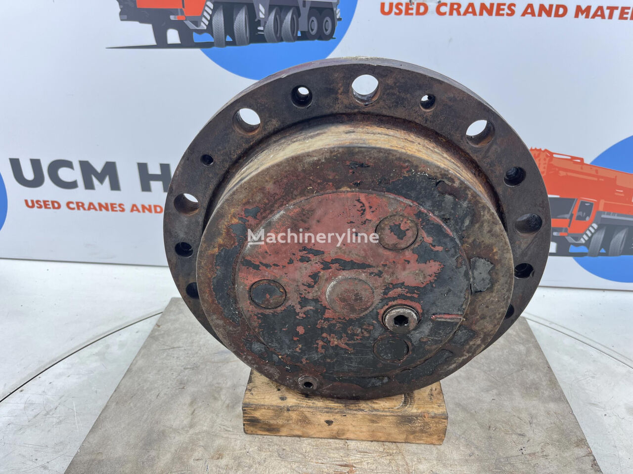 Kessler Planetary gear 17-24-67-32-3pl-H83-42 final drive for mobile crane for sale | Machineryline SG Kessler Planetary gear 17-24-67-32-3pl-H83-42 final drive for mobile crane - Machineryline