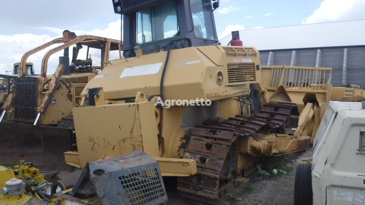 napęd jazdy, zwolnica MANDO FINAL AT277896 do ciągnika kołowego John Deere 1050C