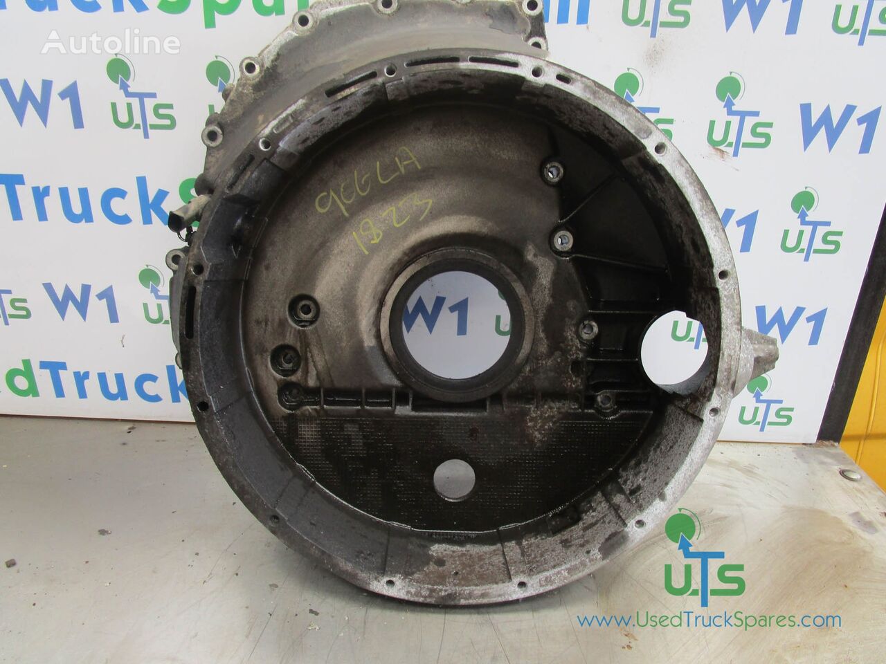 Кожух маховика Mercedes-Benz 1323/1823/2528 до вантажівки - Autoline