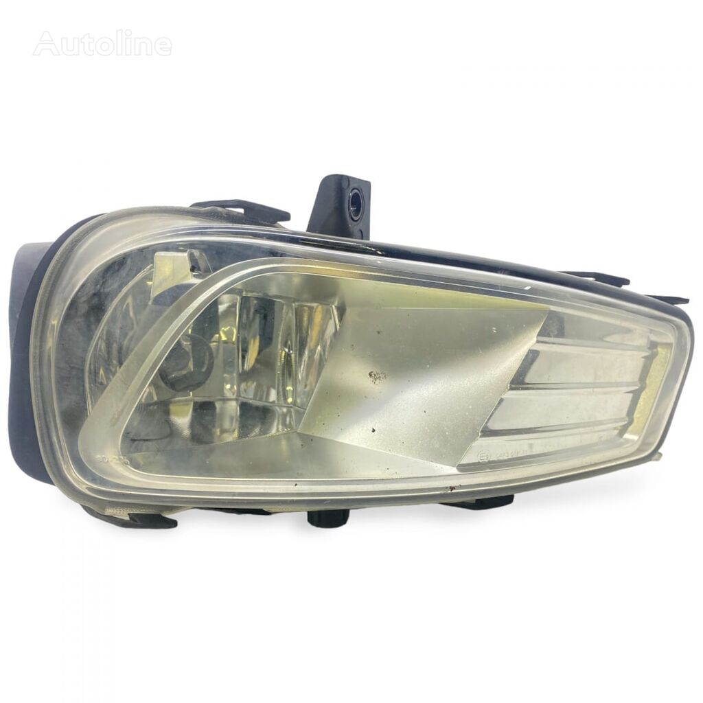 Mercedes-Benz Cod: A9608202056 / 9608202056 / A9608200356 / 9608200356 トラックのためのLampă de ceață dreapta pentru フォグランプ