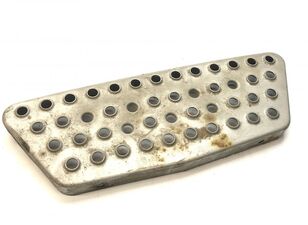 marchepied Placă de trepte pentru unitatea de &icirc;mbarcare superioară dreapta pour camion MAN 81615100273