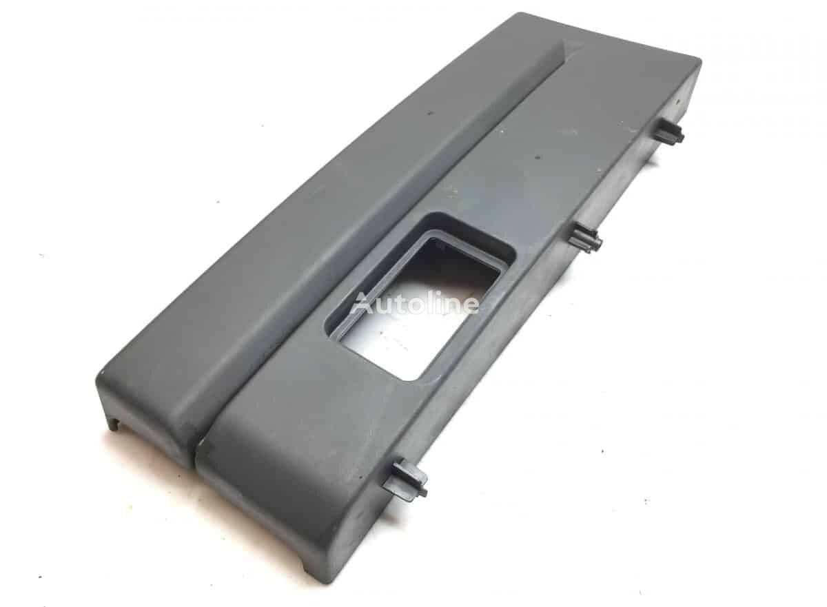 R-Series footboard for Scania truck