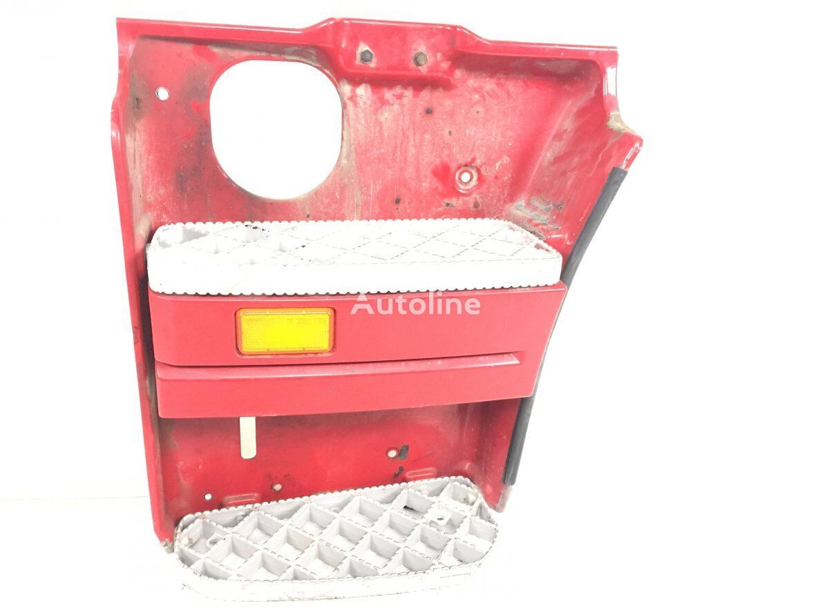 Scania R-series (01.04-) footboard for Scania P,G,R,T-series (2004-2017) truck tractor