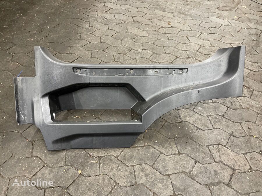 Scania SIDE PANEL 2418447 2418447 estribo para camión