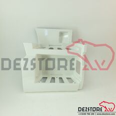 Scara mica dreapta 81615200096 Trittbrett f&uuml;r MAN TGS