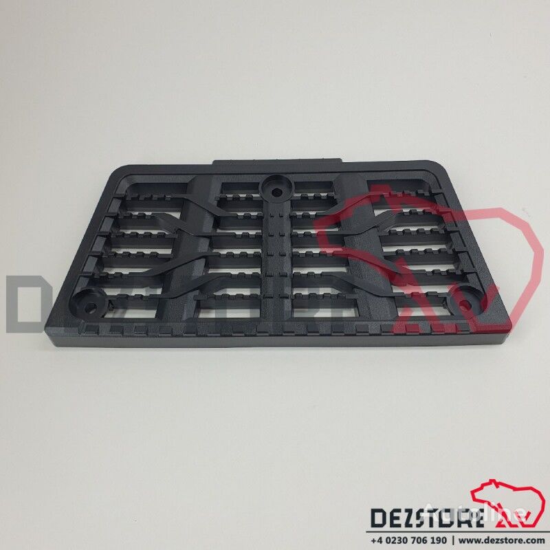 Talpa scara mica 81615110035 estribo para MAN TGX tractora