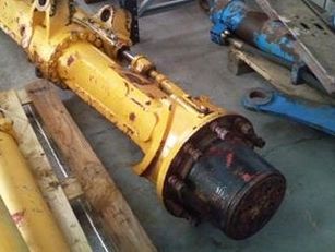 передний мост Caterpillar ZF AP B 355 ZF для экскаватора Caterpillar 312