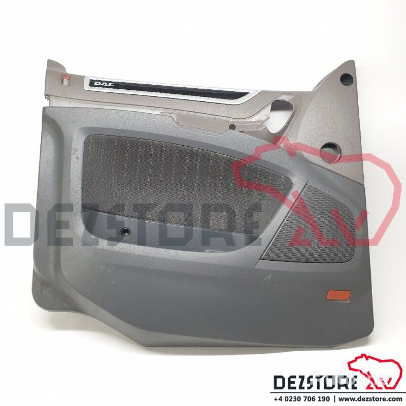 Fata portiera stanga 1679385 fascia delantera para DAF XF105 tractora