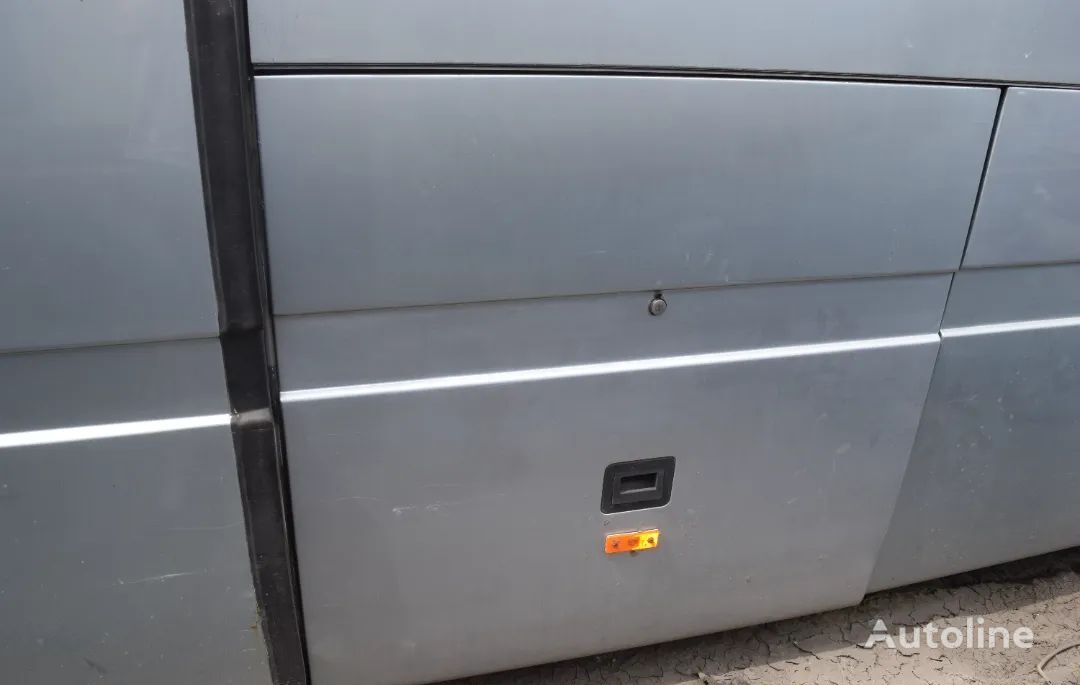 obloženie KLAPA DRZWI SCHOWKA BAGAŻOWEGO na autobusa Mercedes-Benz TOURISMO