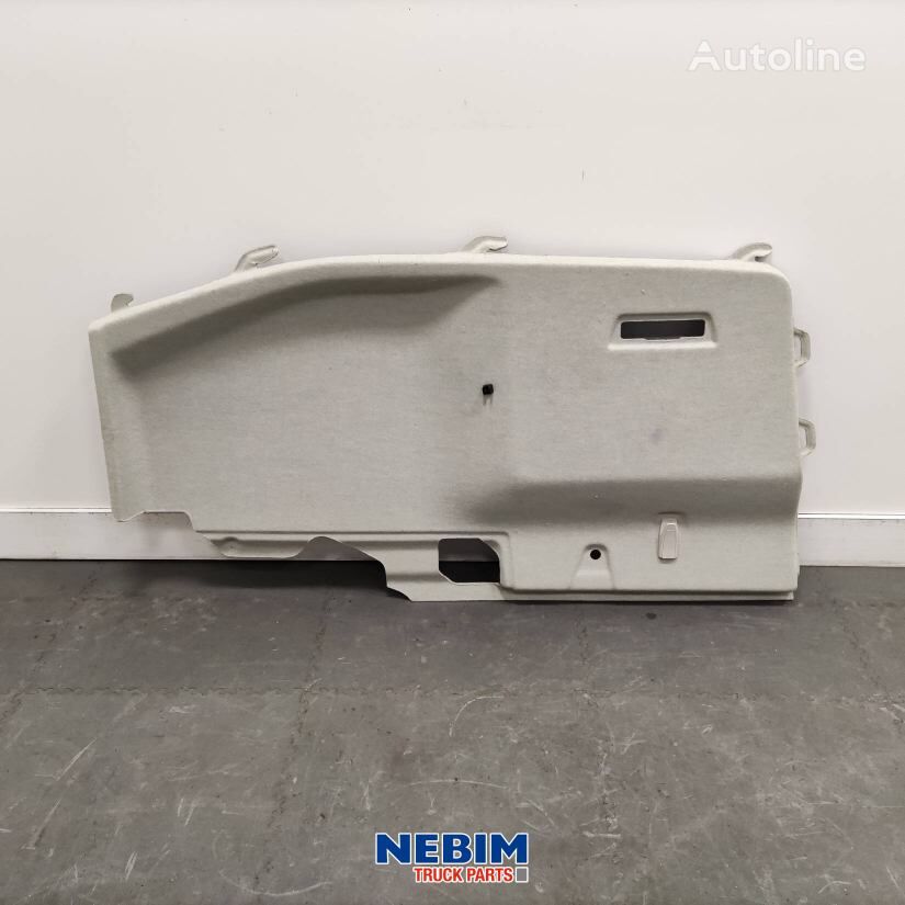 Volvo - 82862481 - Hemelbekleding rechts front fascia for truck