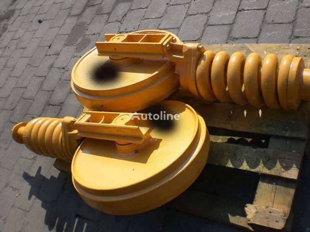 عجلة وسيطة أمامية Roata de ghidaj-idler excavator لـ Caterpillar 330D