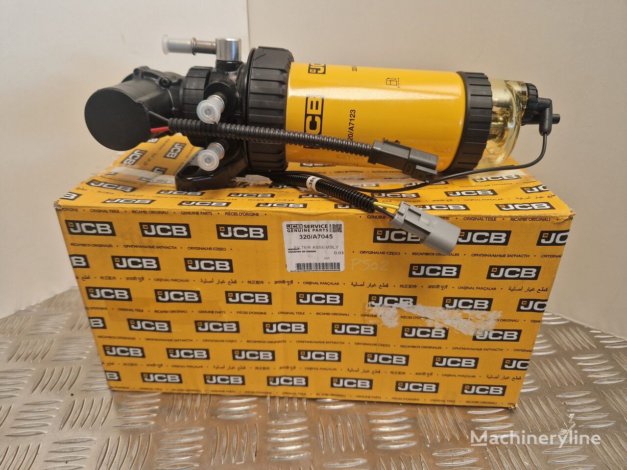 فیلتر سوخت برای بیل مکانیکی JCB  320