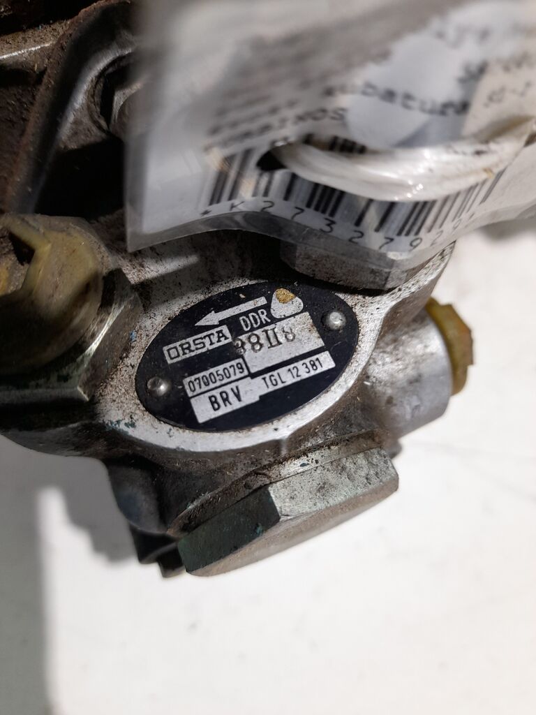 FR1 fuel pump for Renault FR1 bus