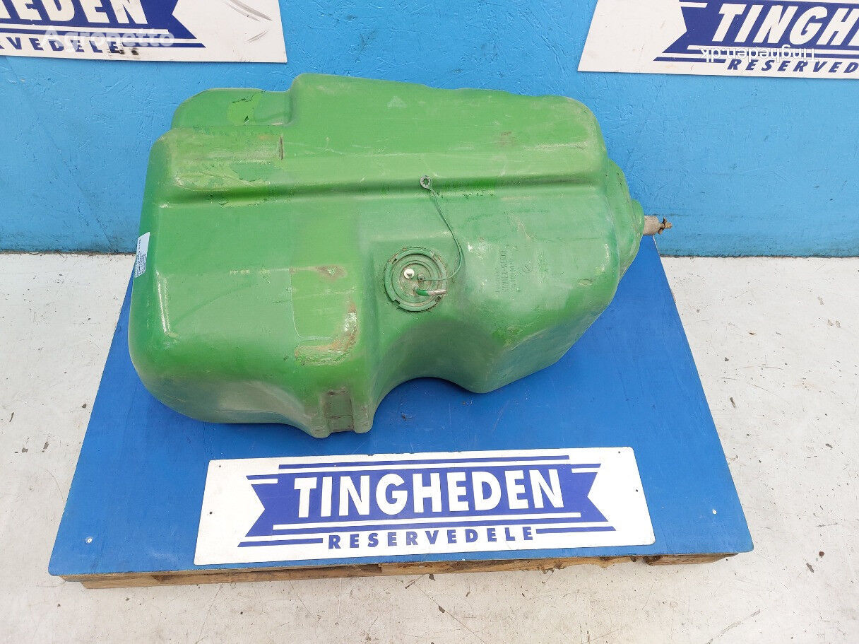 réservoir de carburant pour tracteur à roues John Deere 3140