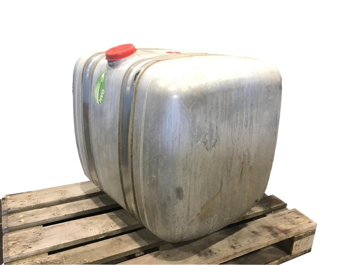 fuel tank for Mercedes-Benz truck