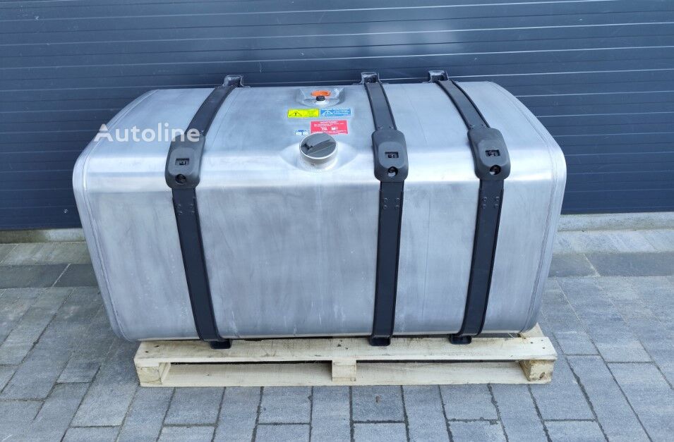 Réservoir de carburant 2638146 pour tracteur routier Scania S R - Autoline